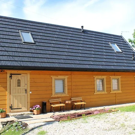 Janicka Apartman Újterebes